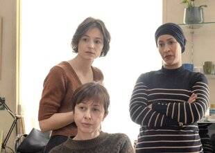 Closer 1082 Protectrice des femmes battues, Valérie Bonneton se mue en justicière dans une série choc