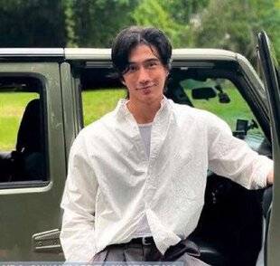 Closer 1083 Intemporel