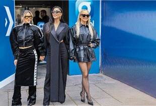 Closer 1084 Demi… aou