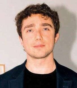 Closer 1084 FRANÇOIS PINAULT ET LARA COSIMA HENCKEL VON DONNERSMARCK