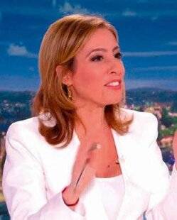 Closer 1084 Inapproprié