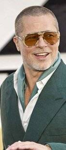 Closer 1085 Il voudrait faire la paix avec Angelina Jolie