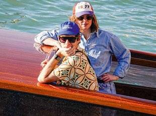 Closer 1087 Toujours à flot