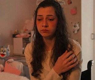 Closer 1087 NOELIA Victime de viols, Noelia, 25 ans, paraplégique, a obtenu son euthanasie