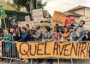 Closer 1087 Phoenix, la bande de jeunes “conscients et engagés” qui s'improvisent terroristes écolos