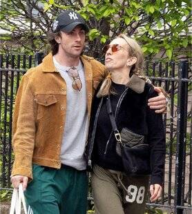 Closer 1089 Collés serrés