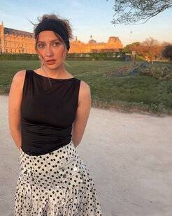 Closer 1090 Elle n'a plus rien d'une “ fille dans la moyenne”