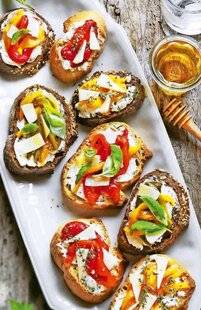 Closer 1093 TRIO DE POIVRONS ET TARTINES FROMAGÈRES