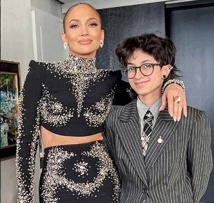 Closer 1098 LA BOURSE UNIVERSITAIRE ACCORDÉE AUX ENFANTS DE J.LO FAIT JASER