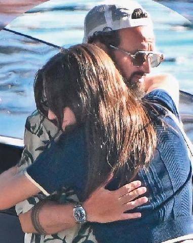 Closer 1102 Cyril Hanouna et Shana Loustau ILS NE SE lâchent plus…