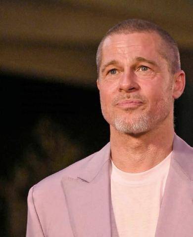 Closer 1105 Brad Pitt “J’AI EU DES ENVIES de suicide”