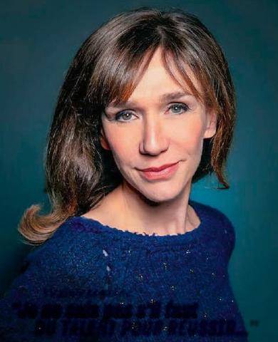 Closer 1107 Virginie Lemoine “Je ne sais pas s’il faut DU TALENT POUR RÉUSSIR…”