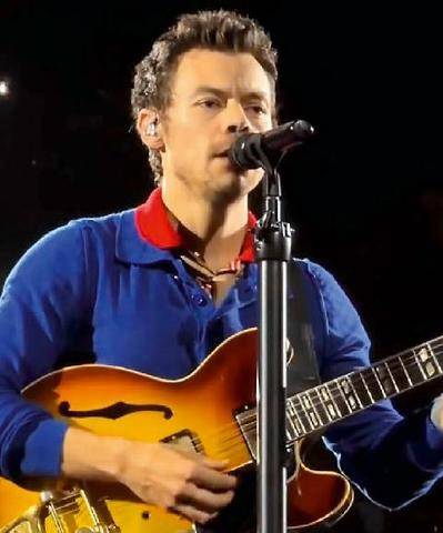 Closer 1115 HARRY STYLES, SA CHANSON DÉDIÉE À LIAM PAYNE A ÉMU SES FANS