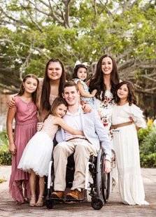 Closer 738 “ Malgré mon handicap, j’ai promis à ma femme que nous fonderions une famille ”