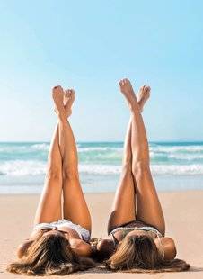 Closer 738 A vos PIEDS