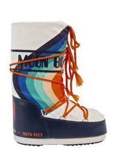 Closer 761 JOYEUX ANNIVERSAIRE MOON BOOT
