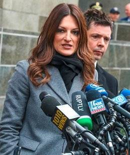 Closer 762 “Au tribunal, je peux aller plus loin qu'un homme avocat. Avec moi, personne ne sourcille”