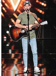 Closer 763 “ J’AVAIS 13 ANS QUAND MA SŒUR EST DÉCÉDÉE. JE CHANTE POUR ELLE ”