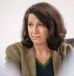 Closer 764 SON FILS AGRESSÉ À PARIS