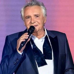 Closer 767 LES 3 TUBES DE MICHEL SARDOU QU'ON N'A PLUS le “chœur” de chanter