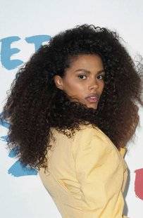 Closer 773 Tina Kunakey