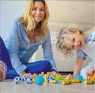 Closer 775 Une maman au top