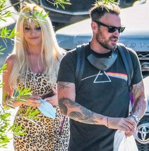 Closer 784 Il oublie Megan Fox avec Courtney Stodden