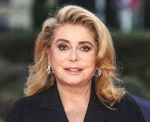 Closer 784 Elle va reprendre le tournage de son film
