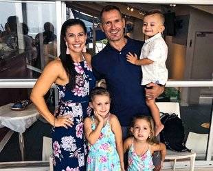 Closer 784 Immolée par le feu dans sa voiture, avec ses trois enfants, par son mari qui jouait à l'homme parfait sur Instagram