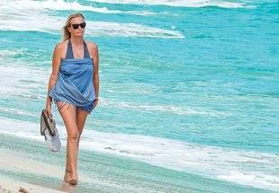 Closer 793 DE NOUVEAU CÉLIBATAIRE, ELLE SE RESSOURCE À SAINT-BARTH
