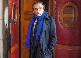 Closer 799 Condamné à payer 10 000 € pour des propos anti-immigration