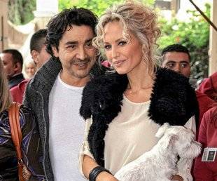 Closer 802 Il y a huit ans, elle officialisait son histoire d'amour avec André Ohanian