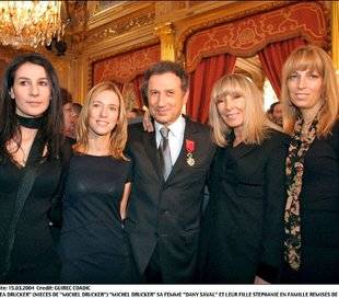 Closer 807 Le jeu des 5 familles extraordinaires du PAF
