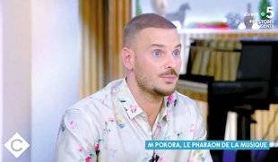 Closer 808 COMME PAPA.