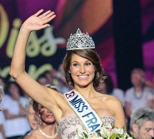 Closer 810 Il y a 10 ans, elle devenait Miss France