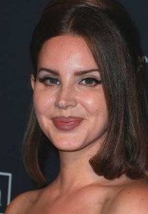 Closer 811 LANA DEL REY ET CLAYTON JOHNSON
