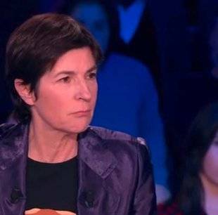 Télé Star 2208 Passe d'armes