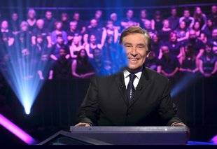 Télé Star 2208 Dans les coulisses de la première de Camille Combal