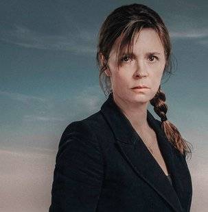 Télé Star 2209 '' Émotionnellement, Engrenages, ça pompe ! ''
