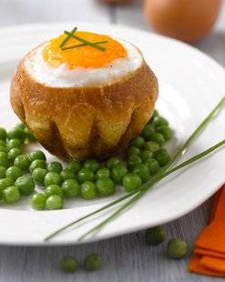 Télé Star 2210 Œuf surprise en nid de brioche