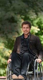 Télé Star 2214 '' Je me rends compte à quel point vivre en fauteuil est oppressant ''