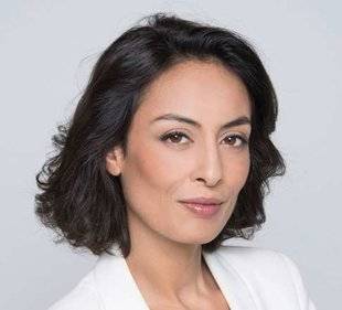 Télé Star 2215 Leïla Kaddour (Le 13 h week-end, France 2)