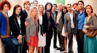 Télé Star 2215 Une Famille formidable
