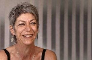 Télé Star 2216 '' J'espère devenir la première centenaire séropositive de France ''