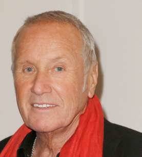Télé Star 2218 Yves Rénier s'attaque à Fourniret