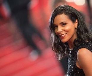 Télé Star 2218 ''Je vis encore comme une adolescente !''