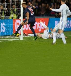 Télé Star 2220 L'incroyable bourde de Choupo-Moting !