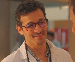 Télé Star 2223 Un nouveau médecin arrive à l'hôpital
