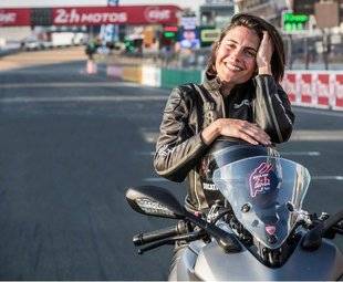 Télé Star 2223 Elle est à fond !