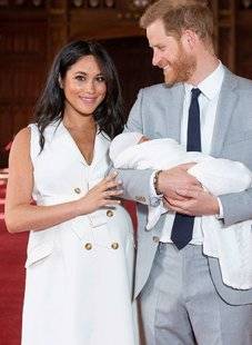 Télé Star 2225 Une jeune maman qui s'impose en douceur